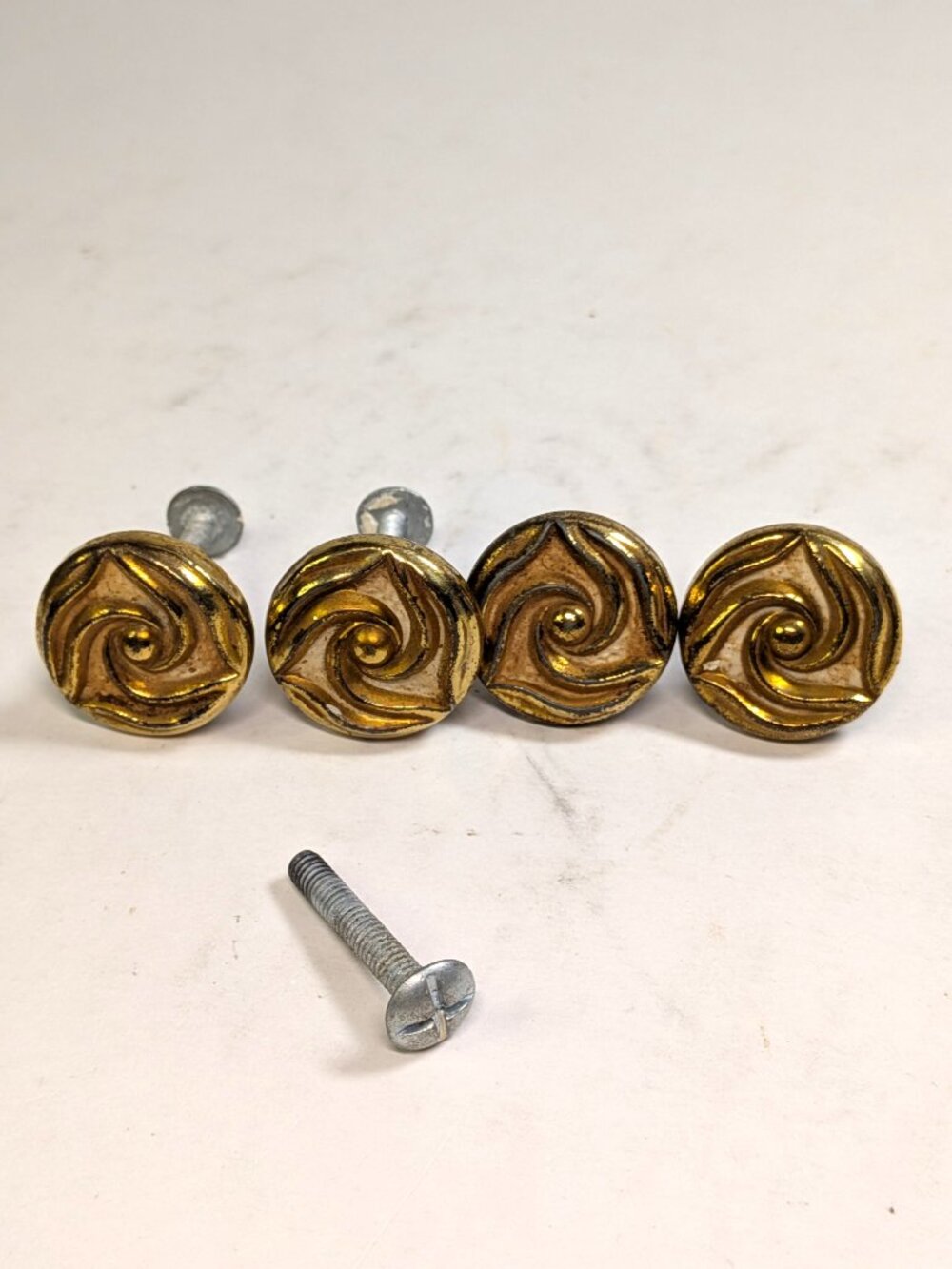 Vintage Gold Swirl (4) Drawer Pulls Brass/Gold Tone Metal 60s has Patina